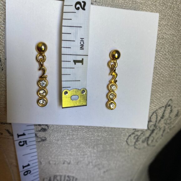 Gold plated 2000 earring set - Picture 4 of 4